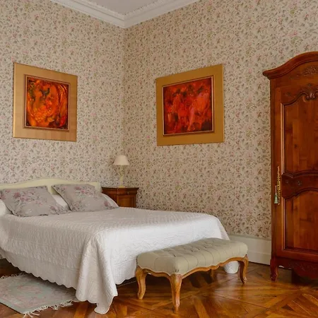 לינה וארוחת בוקר Chambres D'hotes La Garlande Saint-Clar